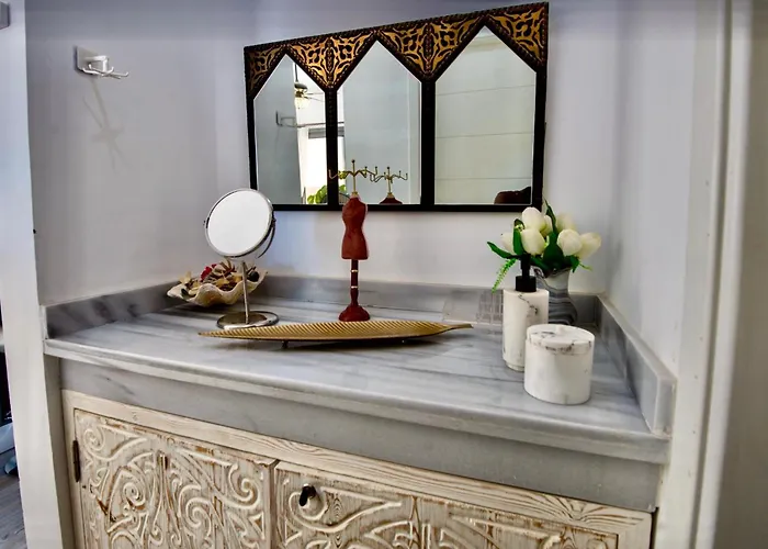 Chic Penthouse Retreat Elgouna Access *